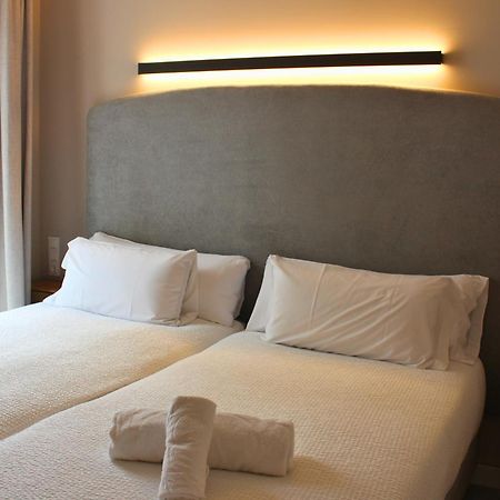 Valencia Apartamentos Goya Екстериор снимка