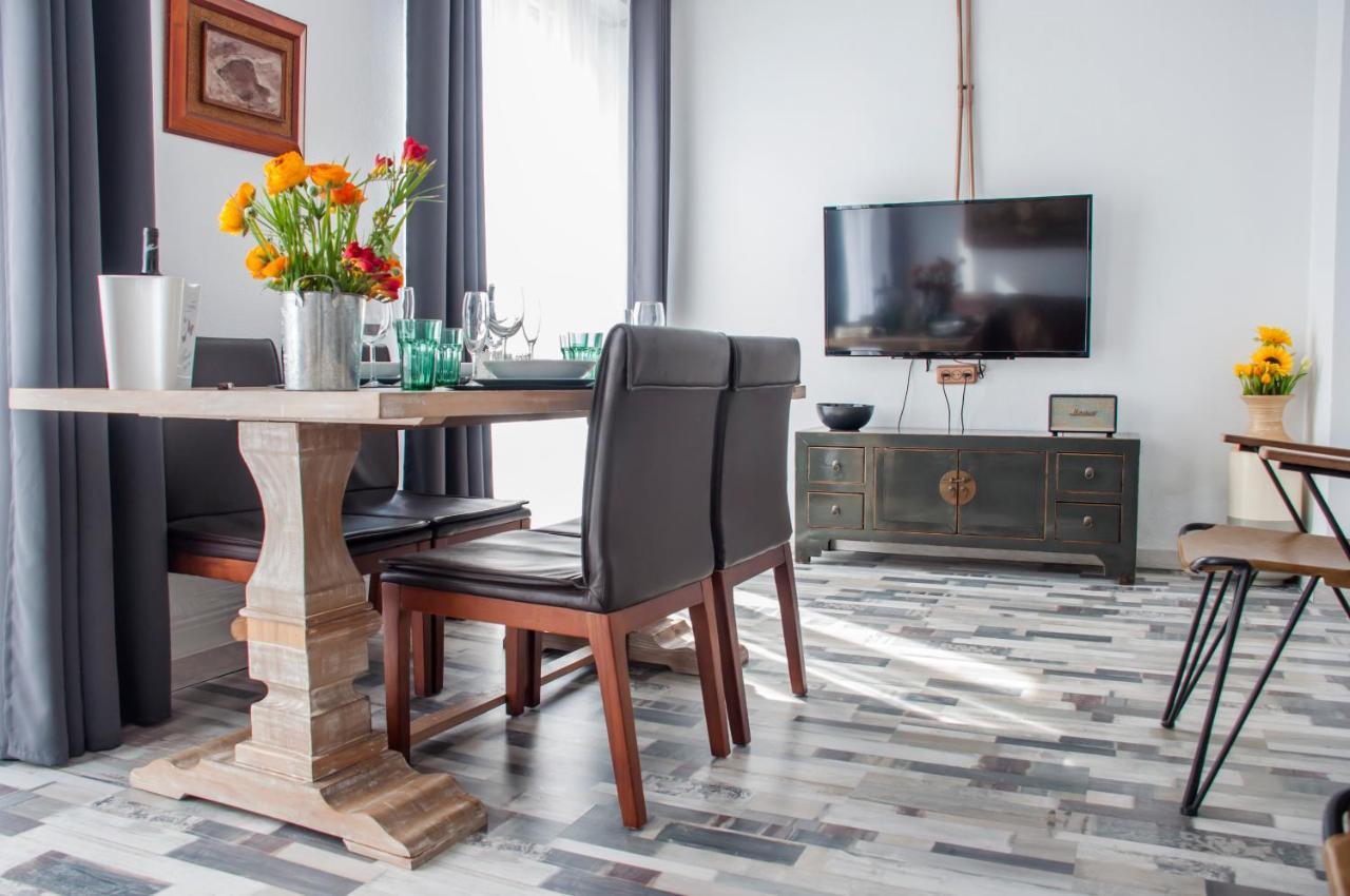 Valencia Apartamentos Goya Екстериор снимка