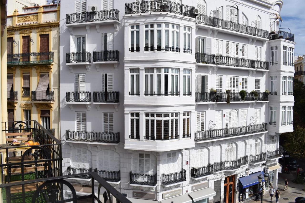 Valencia Apartamentos Goya Екстериор снимка