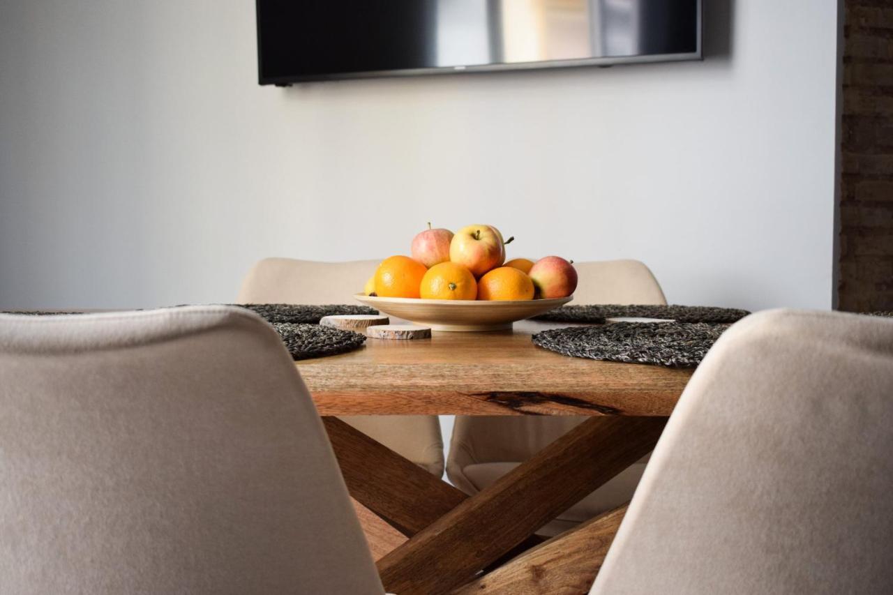 Valencia Apartamentos Goya Екстериор снимка