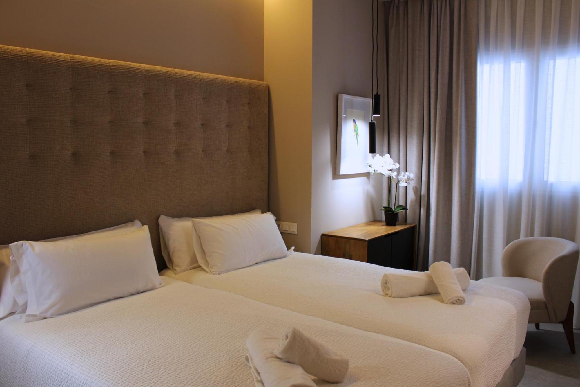 Valencia Apartamentos Goya Екстериор снимка