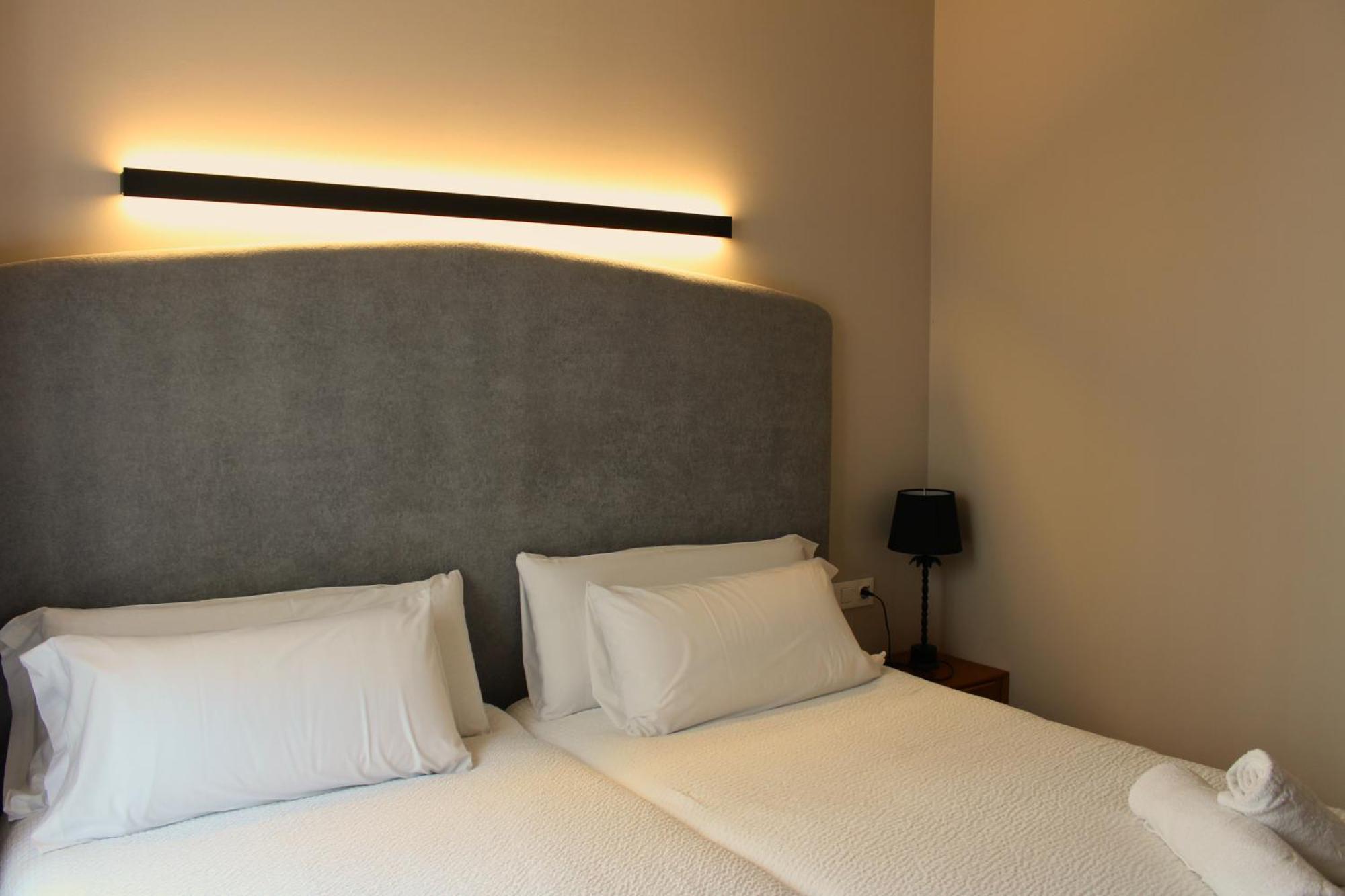 Valencia Apartamentos Goya Екстериор снимка