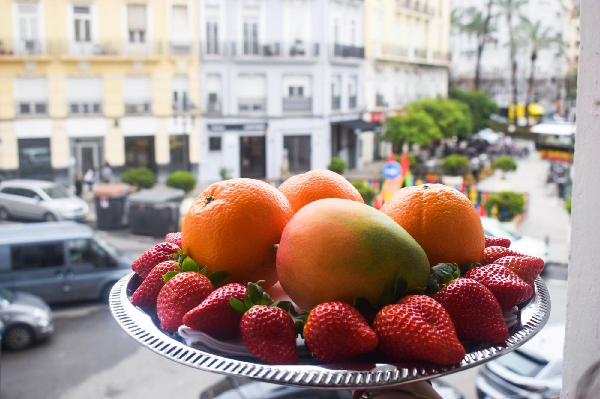 Valencia Apartamentos Goya Екстериор снимка